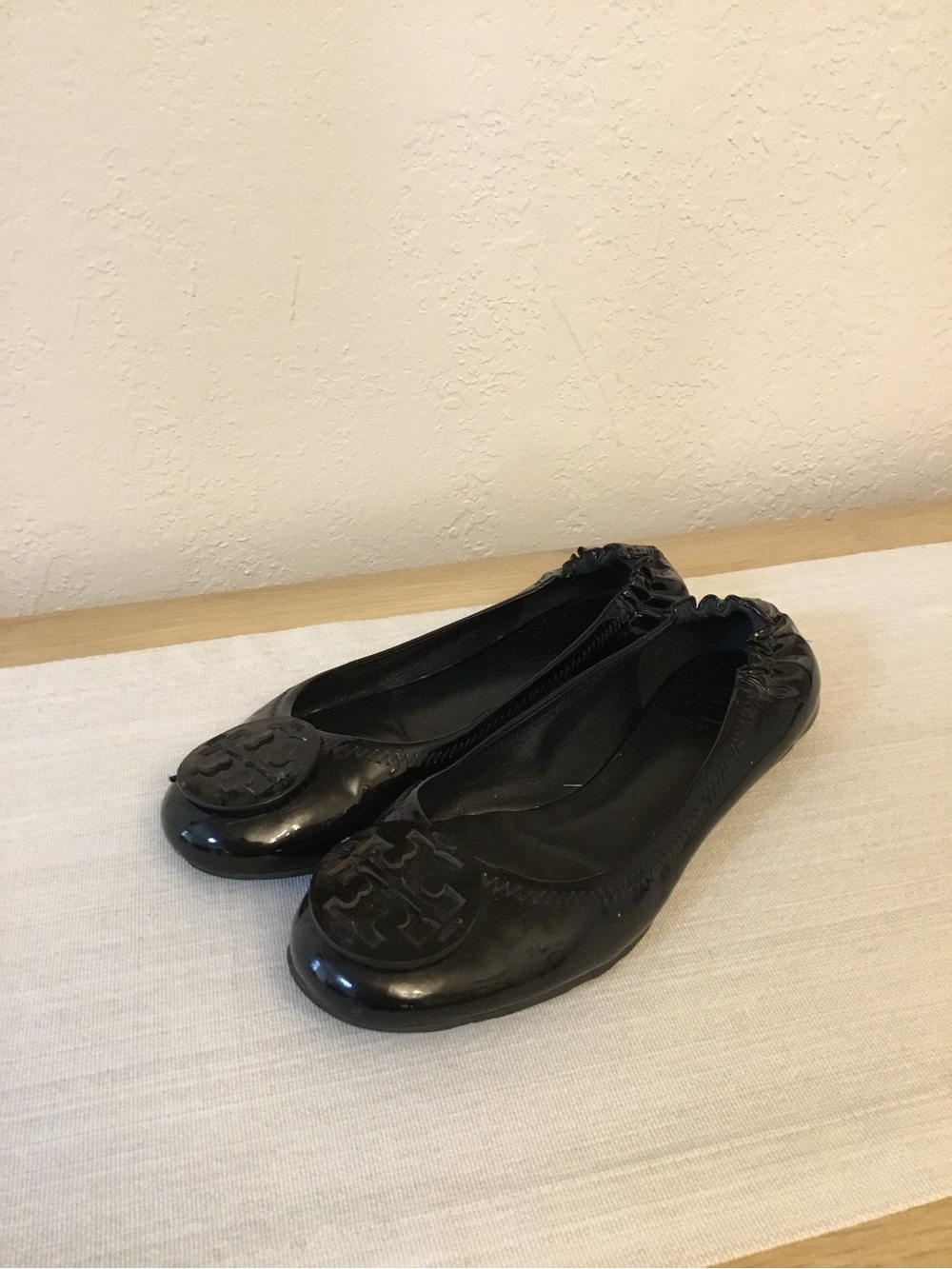 Tory Reva Reva travel patent leather size 8M